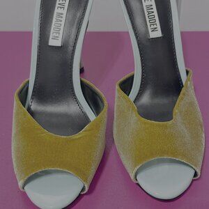 Steve Madden Velvet Slides size 6.5